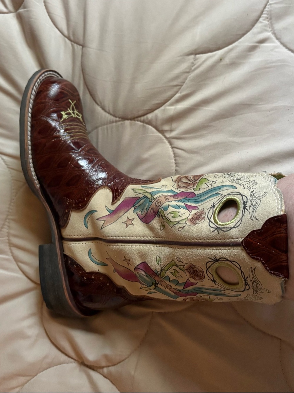 Ariat Brown and Cream Women's Heeled Cowboy Boots - Picture 9 of 12